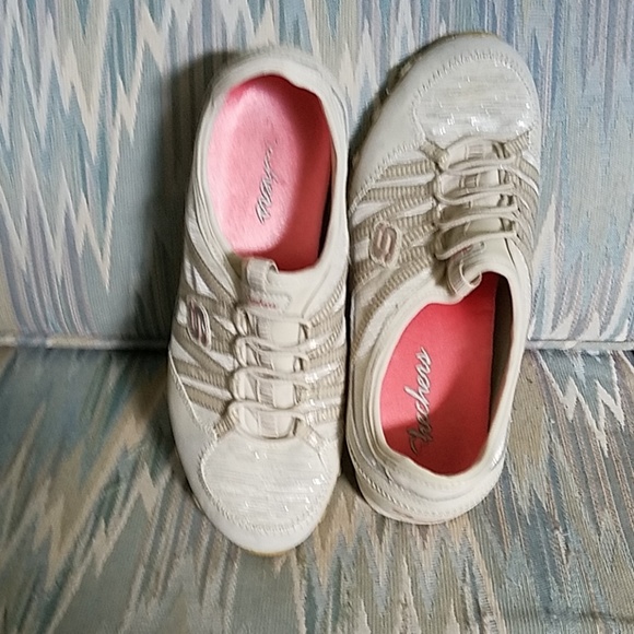 Sneakers - Picture 1 of 3